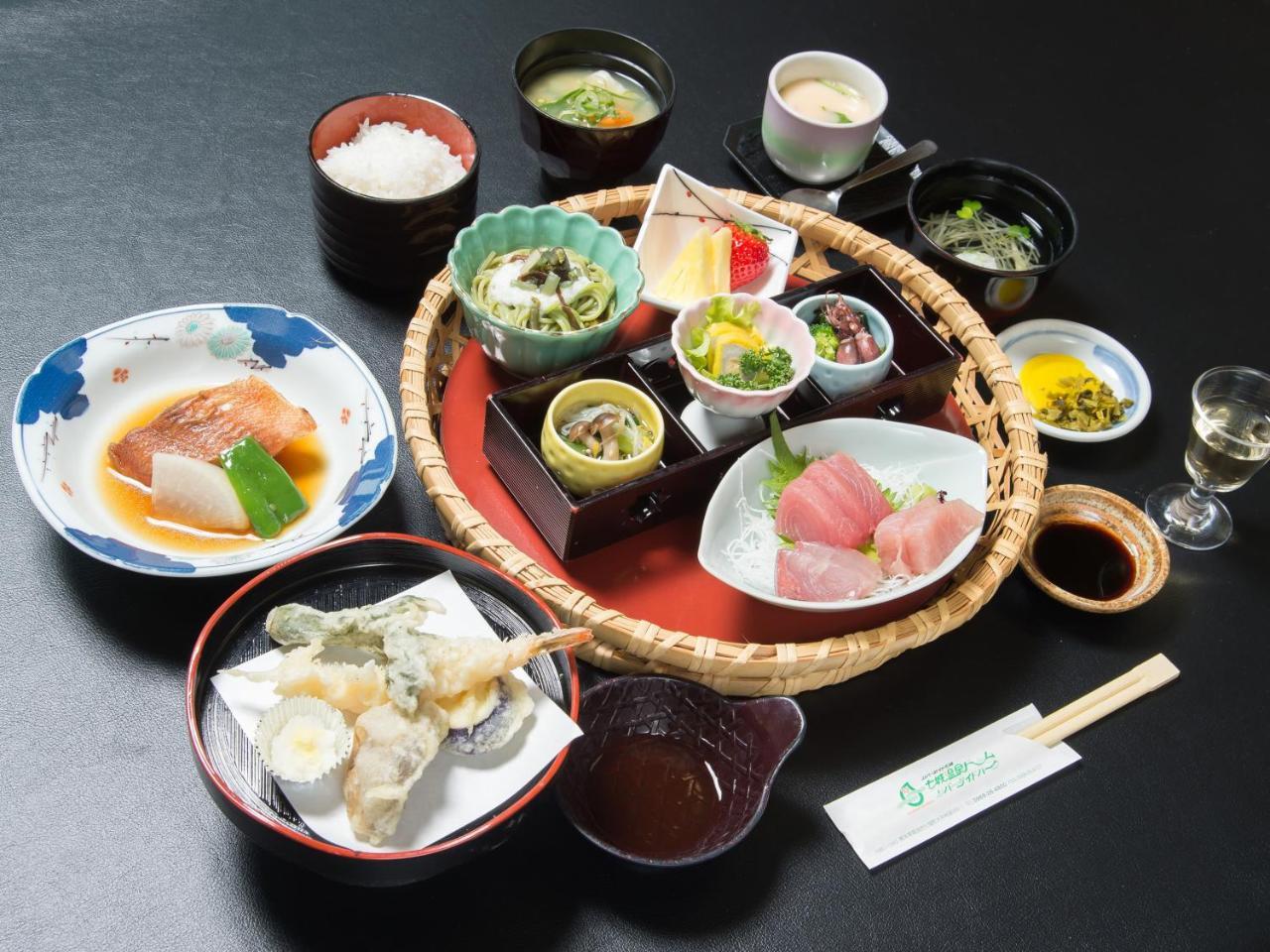 Shichijo Onsen Dome Hotel Kikuchi ภายนอก รูปภาพ
