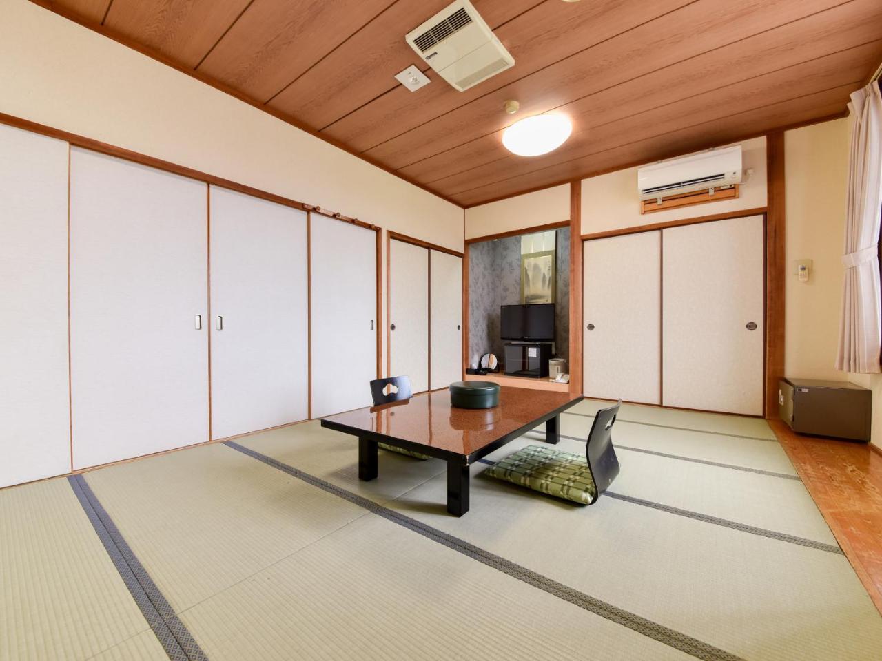 Shichijo Onsen Dome Hotel Kikuchi ภายนอก รูปภาพ